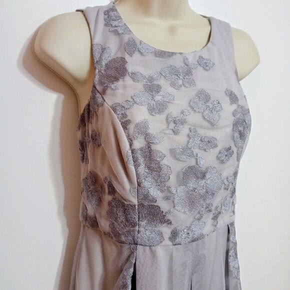 Scarlett Silver Embroidery Mesh Fit and Flare Dress 4 Petite - Picture 2 of 12
